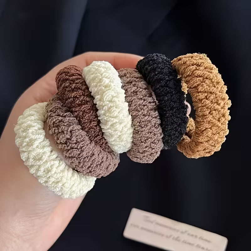 Coffret Tendance coréenne – 9 accessoires : 4 pinces vagues, 1 pince bohème, 4 élastiques